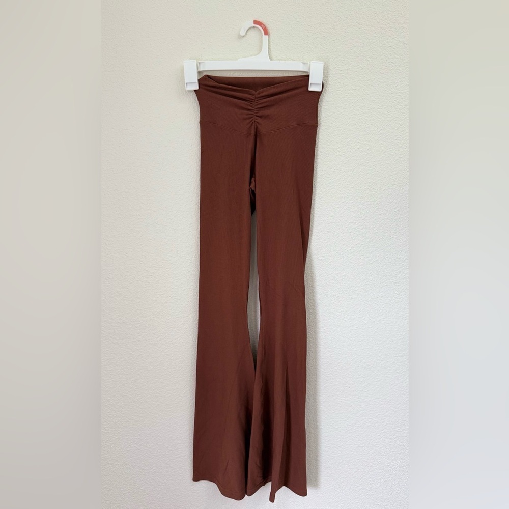 Aerie Offline Brown Ribbed High Rise Flared Pants Women’s Size XS - Picture 2 of 6
